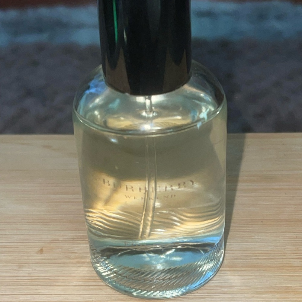 Burberry weekend mens cologne 30ml full bottle used twice maybe